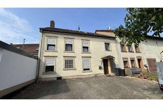 Bauernhaus kaufen in 66679 Losheim, BERGEN bei Losheim am See - Ihr Traum vom Landleben - Ehemaliges Bauernhaus mit 2 Wohneinheiten, vie