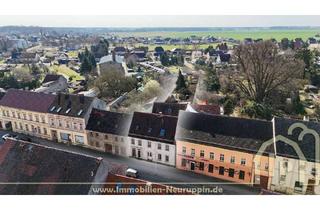 Haus kaufen in 16833 Fehrbellin, Viel Platz, viel Möglichkeit: Teilsaniertes Gründerzeithaus auf 1.480 m² in Fehrbellin
