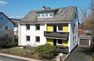 Haus kaufen in 95119 Naila, 3 Wohnungen in zentraler Lage