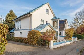 Einfamilienhaus kaufen in 24944 Mürwik, Großzügig. Offen. Besonders. – Einfamilienhaus mit fließenden Übergängen und eingewachsenem Garten