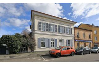 Villa kaufen in 53227 Oberkassel, Denkmalgeschützte Villa in direkter Lage zum Rhein mit parkähnlichem Grundstück
