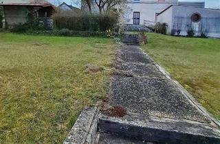 Doppelhaushälfte kaufen in 97215 Uffenheim, Ein Rohdiamant mit Geschichte, großem Garten und Garage – bereit für neue Ideen