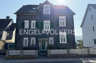 Haus kaufen in 57072 Siegen, Charmantes Dreifamilienhaus in begehrter Lage am Siegener Giersberg