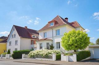 Villa kaufen in 32756 Detmold, Liebevoll renovierte Stadtvilla mit Garten in zentraler Lage von Detmold