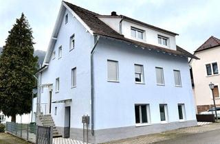 Haus kaufen in Eisenbahnstraße, 77960 Seelbach, Rendite? Platz für die Familie? 3 Wohnungen in bester Lage von Seelbach