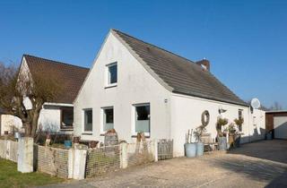 Einfamilienhaus kaufen in 25724 Neufeld, Charmantes Einfamilienhaus mit Garten, Werkstatt und Garage in ruhiger Lage von Neufeld