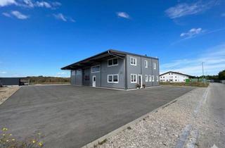 Gewerbeimmobilie kaufen in 86836 Untermeitingen, Vielseitig nutzbare Gewerbehalle mit Baugrund und 150 m² Bürofläche im Gewerbegebiet Untermeitingen