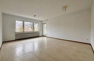 Wohnung kaufen in 72074 Tübingen, Attraktiv geschnittene 3-Zimmer-Wohnung mit Potenzial – Balkon, Aufzug und Garage - alles inklusive