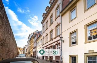 Wohnung kaufen in 69117 Altstadt, Bestlage der Heidelberger Altstadt: 2-Zimmer-Dachgeschosswohnung mit Kamin, Schlossblick und Neckaru