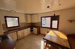 Wohnung kaufen in 72666 Neckartailfingen, "Hausalternative - Große 4,5-Zimmer-OG-ETW mit zusätzlichem Raum im Dachgeschoß"