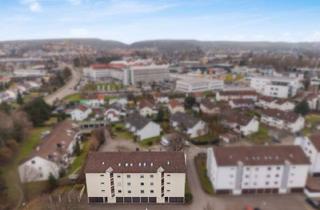 Wohnung kaufen in 88250 Weingarten, Sofort frei! Einziehen & wohlfühlen – modernisierte 4-Zimmer-DG-Wohnung mit Terrasse & Garage