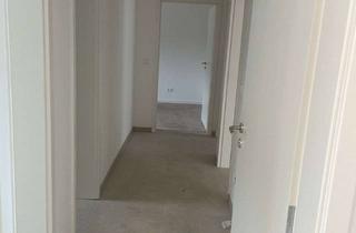 Wohnung mieten in Gutsweg 30, 84130 Dingolfing, Renovierte 3-Zimmer-Wohnung (Erdgeschoss) mit Fußbodenheizung und Terrasse in Dingolfing