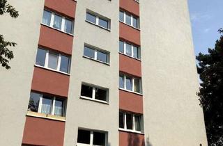 Wohnung mieten in Heinrich-Plett-Straße, 60433 Bonames, Schöne 4-Zimmer-Wohnung mit Balkon zu vermieten!