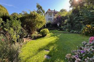 Wohnung mieten in 14193 Grunewald, Dachgeschoss-Villenetage * Aufzug * Terrasse * imposante Gründerzeitvilla