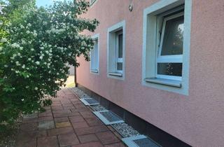 Wohnung mieten in 85598 Baldham, In Baldham: Gepflegte Wohnung mit drei Zimmern und Garten