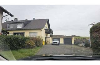 Wohnung mieten in Kirchberg 13, 56651 Oberzissen, Geräumige 5‑Zimmer Dachgeschosswohnung mit Balkon in Oberzissen