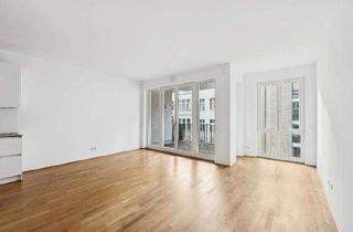 Wohnung mieten in Rungestraße 21, 10179 Mitte, Helle 4-Zimmer Wohnung im 3. OG in Berlin-Mitte *TG-Stellplatz mit Starkstrom*