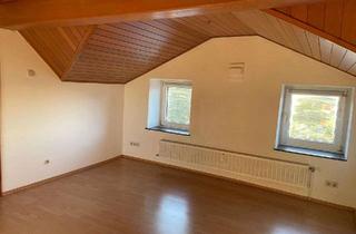 Wohnung mieten in Xantener Str. 125, 46519 Alpen, Gemütliche 3-Zimmer-Dachgeschoss-Wohnung