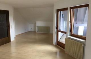 Wohnung mieten in 78073 Bad Dürrheim, Moderne 2,5 -Zimmer-Dachgeschosswohnung (60 m²) in ruhiger Wohnlage mit Balkon & Einbauküche