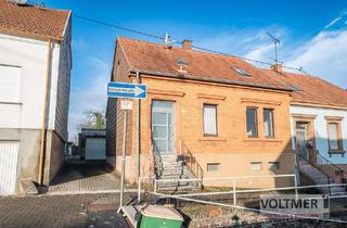 Einfamilienhaus kaufen in 66583 Spiesen-Elversberg, GESTALTUNGSFREIHEIT - sanierungsbedürftiges Einfamilienhaus mit Garage und Garten in Elversberg!