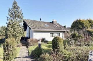 Einfamilienhaus kaufen in Haldenstraße 10, 73663 Berglen, Geräumiges Einfamilienhaus mit Einliegerwohnung und idyllischem Garten in schöner Lage von Berglen