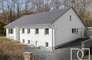 Einfamilienhaus kaufen in 95445 Kreuz, 1.591m² Traumgrundstück! Kernsaniertes Einfamilienhaus mit ELW am Roten Hügel