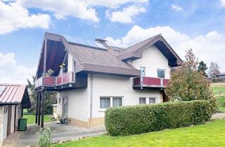 Haus kaufen in 53773 Hennef, Generationenwohnen mit Potenzial – außergewöhnliches Anwesen in Hennef-Lichtenberg