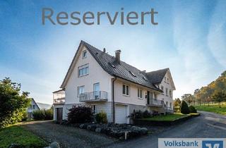 Haus kaufen in 78351 Bodman-Ludwigshafen, Charmantes Zweifamilienhaus mit Seesicht und zusätzlich bebaubarem Grundstück.