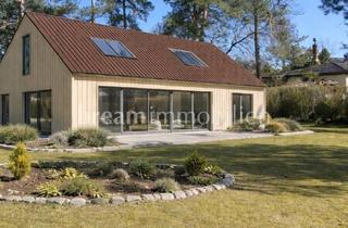 Immobilie kaufen in 14476 Potsdam, NATUR GEBORGENHEIT ZUHAUSE - Baureifer Grund in in attraktiver Siedlung Potsdam-Groß Glienicke