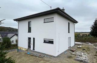 Einfamilienhaus kaufen in 54675 Geichlingen, Geichlingen - Einfamilienhaus -Massa- mit integrierter Doppelgarage