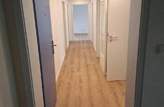 Wohnung kaufen in 82008 Unterhaching, Unterhaching - Provisionsfrei: Komplett sanierte familienfreundliche 4-Zi.-Wohnung in Unterhaching