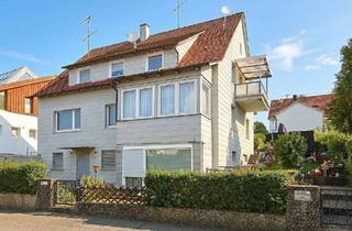 Mehrfamilienhaus kaufen in 71229 Leonberg, Leonberg - Zweifamilienhaus mit Einliegerwohnung und viel Potenzial in attraktiver Lage!