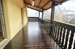 Mehrfamilienhaus kaufen in Rosenweg 16, 89150 Laichingen, Laichingen - Haus mit Potenzial - Investieren in Charakter und Entwicklung