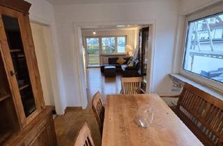 Wohnung kaufen in 70825 Korntal-Münchingen, Korntal-Münchingen - Provisionsfrei: Renovierte Wohnung mit Balkon, Garten, Stellplatz