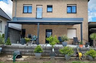 Haus kaufen in 32584 Löhne, Löhne - Zweifamilienhaus zum Verkauf in Löhne