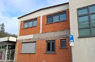 Mehrfamilienhaus kaufen in 63785 Obernburg, Obernburg am Main - Mehrfamilienhaus mit erheblichem Entwicklungspotenzial