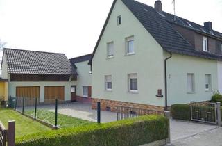 Doppelhaushälfte kaufen in 75045 Walzbachtal, Walzbachtal - Doppelhaushälfte mit Ausbaupotenzial, Garten & Doppelgarage