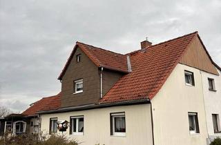 Haus kaufen in 04626 Schmölln, Schmölln - Grosszügiges Grundstück mit sanierungsbedürftigem Haus