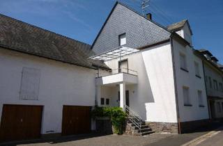 Haus kaufen in 56820 Senheim, Senheim - Charmantes Zweifamilienhaus mit schönem Moselblick