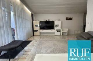 Haus kaufen in 75181 Pforzheim, Pforzheim - Charmantes Reihenmittelhaus mit Terrasse, Gartenanteil und Tiefgaragenstellplatz