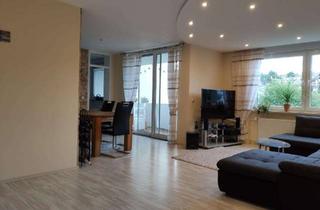 Wohnung kaufen in 69257 Wiesenbach, Kapitalanlage - Elegante 4-Zimmer-Wohnung mit Balkon im 1. OG in Wiesenbach