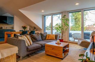 Wohnung mieten in Falkenstraße 40, 90766 Unterfarrnbach, Traumhafte 4-Zimmer-Wohnung mit moderner Einbauküche und großem Wohn-/Essraum