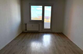 Wohnung mieten in Rhinstraße, 10315 Friedrichsfelde, Leben in Berlin-Lichtenberg - Gut geschnittene Familienwohnung mit Aufzug und Balkon!