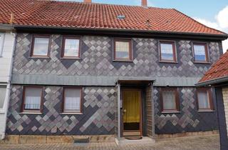 Doppelhaushälfte kaufen in 38259 Ringelheim, Doppelhaushälfte 180qm Wohnfläche auf drei Ebenen mit 6 Zimmer, 3 Bädern und Scheune & Garten