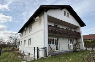 Haus kaufen in 84559 Kraiburg, Zweifamilienhaus in Weilerlage mit Freisitz, Werkstatt und Großgarage