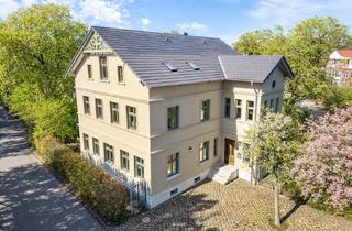Villa kaufen in 22609 Nienstedten, Tradition bewahrt, Zukunft neu gedacht – stilvolle Villa in privilegierter Lage nahe der Elbe