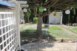 Einfamilienhaus kaufen in 76865 Insheim, Wunderschönes Einfamilienhaus - super Lage - große Garage - Garten mit sommerlicher Atmosphäre