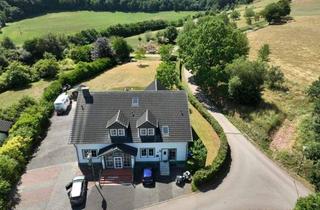 Haus kaufen in 54636 Hütterscheid, „Ein Haus voller Möglichkeiten – Ferienhaus und Pension in ruhiger Lage der Südeifel“