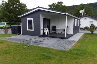 Wohnung mieten in Am Gülser Moselbogen 20, 56072 Güls, Wohnen wo andere Urlaub machen - Tiny Haus mit Terrasse und eigenem Garten in Koblenz