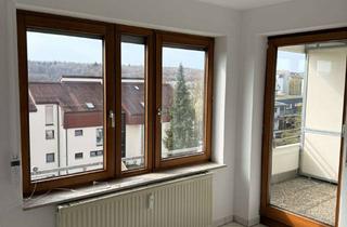 Wohnung mieten in 71034 Böblingen, Stilvolle Maisonette-Wohnung mit Balkon & Dachterrasse & Schönbuchblick in super Lage von Böblingen